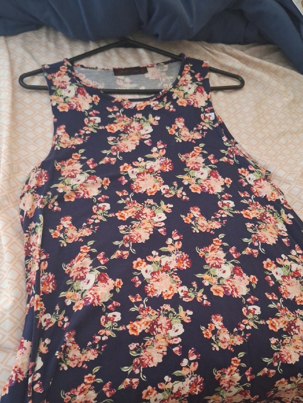 Shiela Rose - Floral Navy Sleeveless Tank Top
